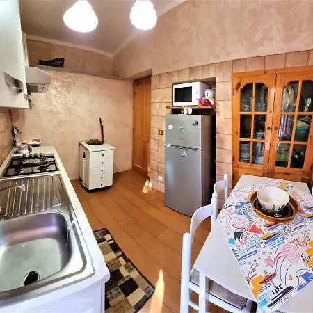 La Casetta Con Giardino Vicino Al Mare Holiday home